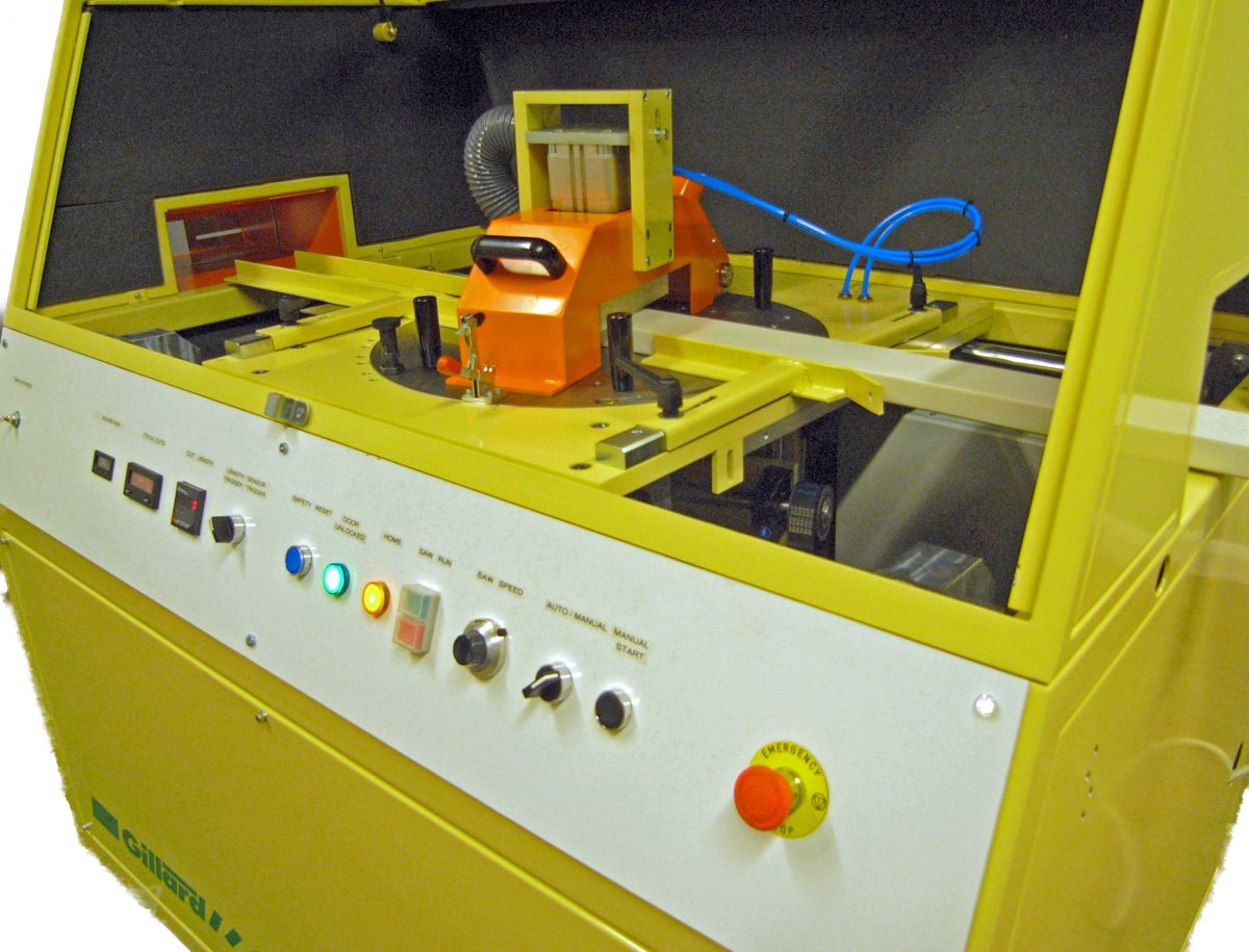 Angled head saw cut-out